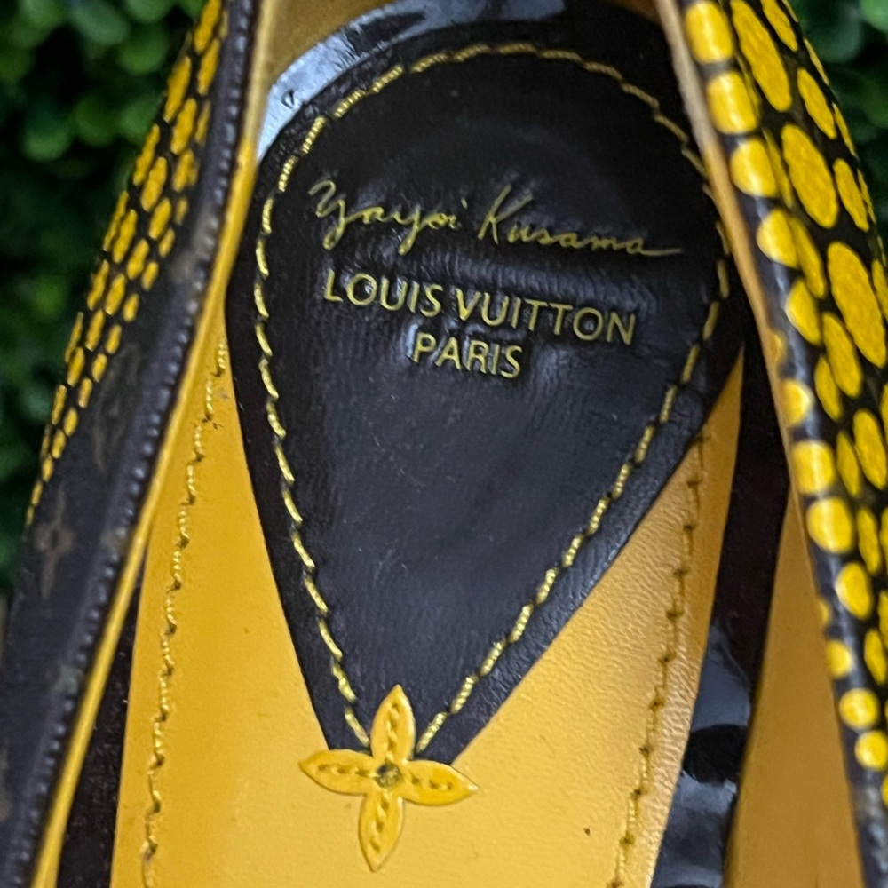 Louis Vuitton Yayoi Kusama yellow dots flat size 39 - Picture 2 of 12